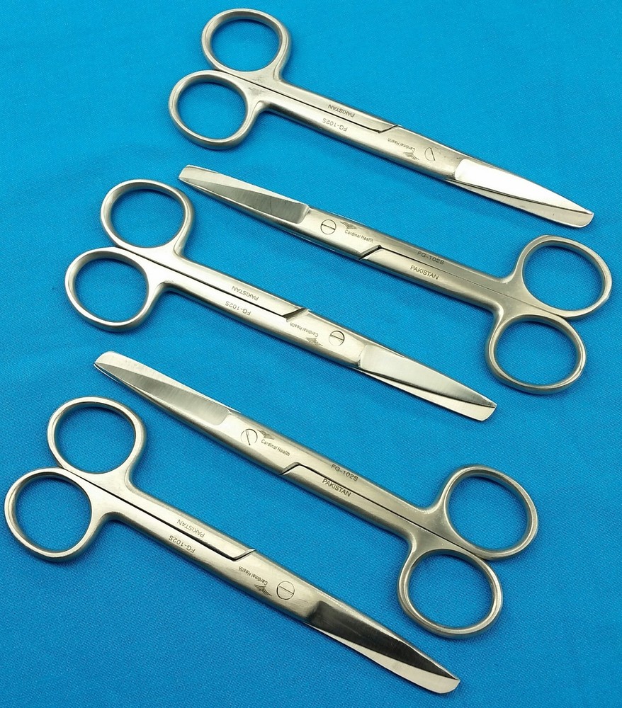 5 O.R GRADE Surgical dressing Scissors Operating instruments sharp/blunt 5.5"