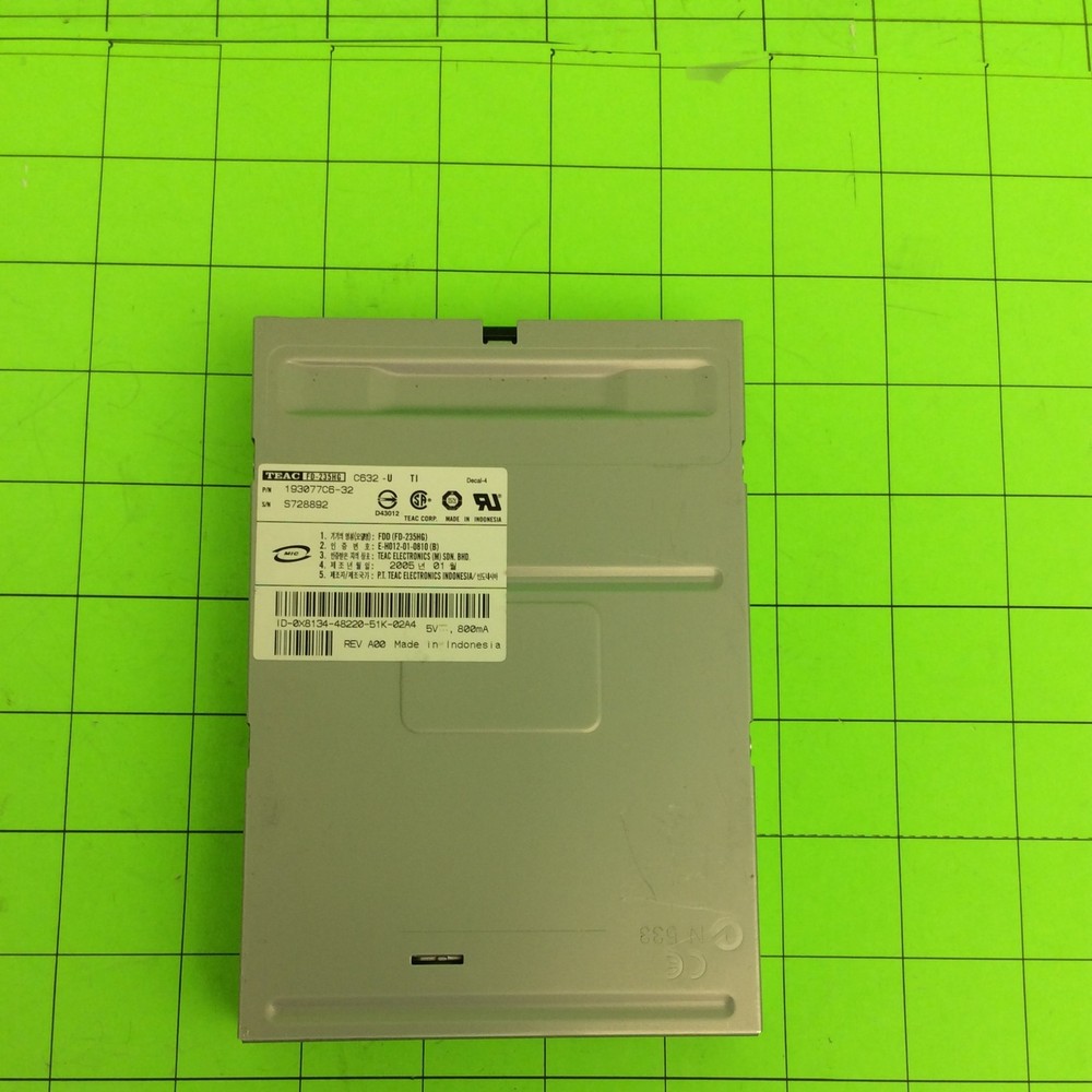 Desktop Computer Teac 193077C6-32 FD-235HG Floppy Disk Drive