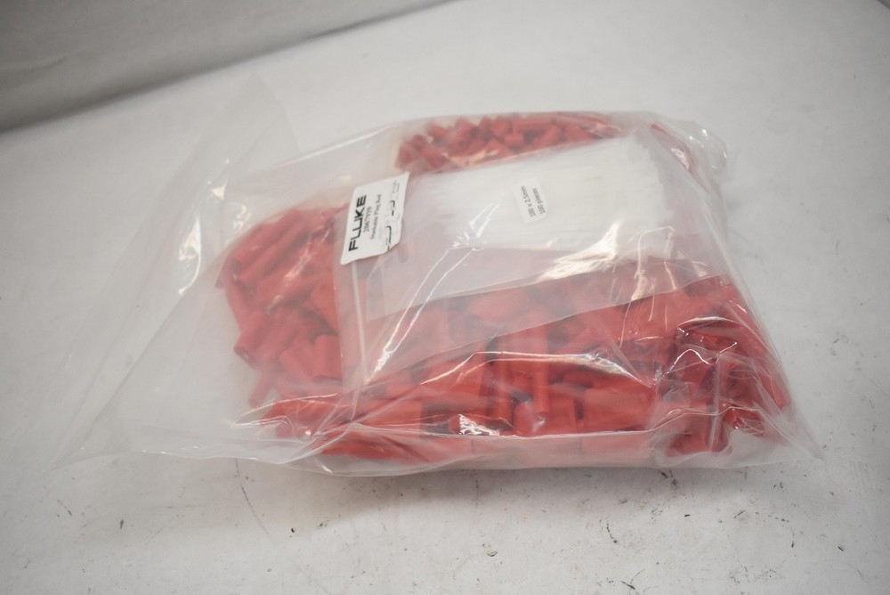 Fluke 2067939 Stackable Plug Red Electrical Connector Bulk Lot New Plugs Tools