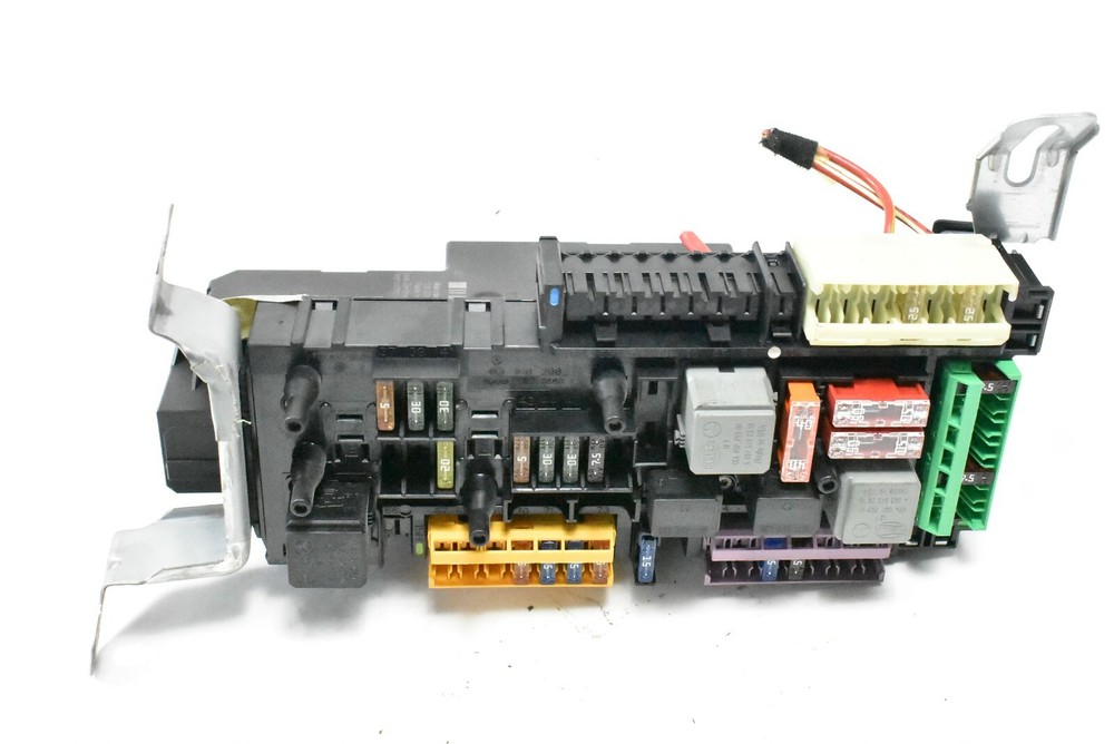 MERCEDES E63 E550 E350 E250 CLS550 FUSEBOX FUSE SAM BOX CONTROL UNIT MODULE OEM