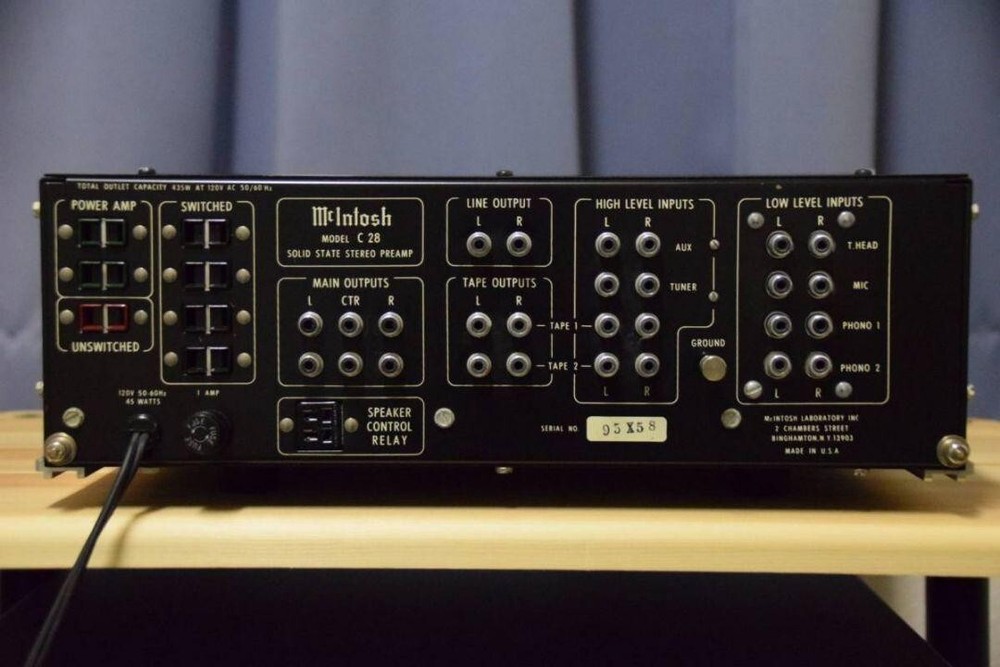 Mcintosh C28 Preamplifier