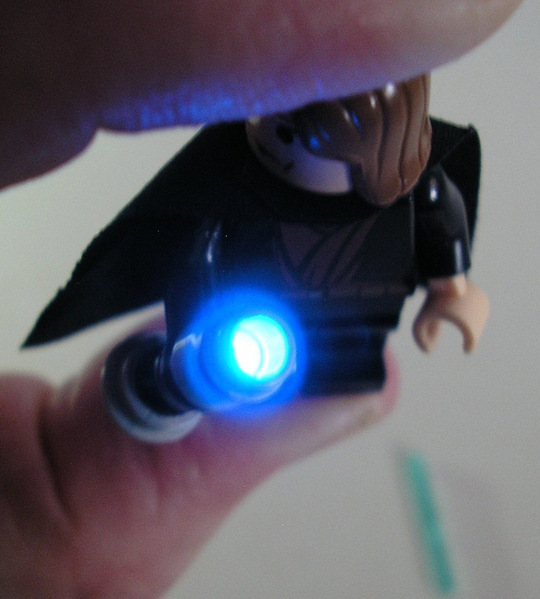 Lego Star Wars ANAKIN SKYWALKER w/ Light-up Lightsaber Minifigure 7257 (Works!)