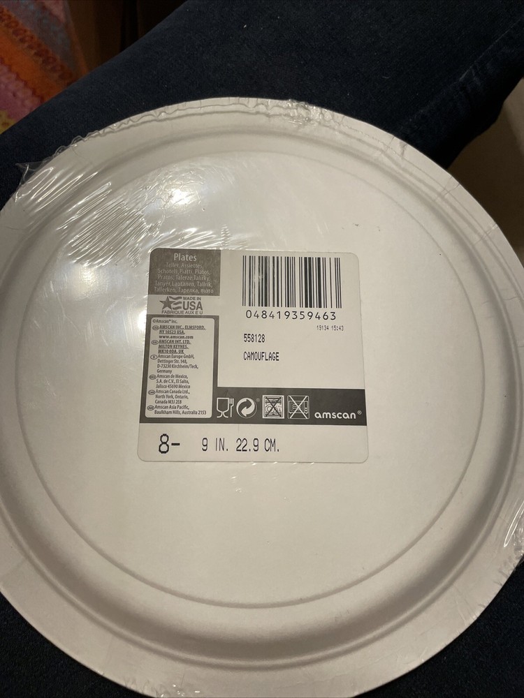 Amscan camouflage paper plates