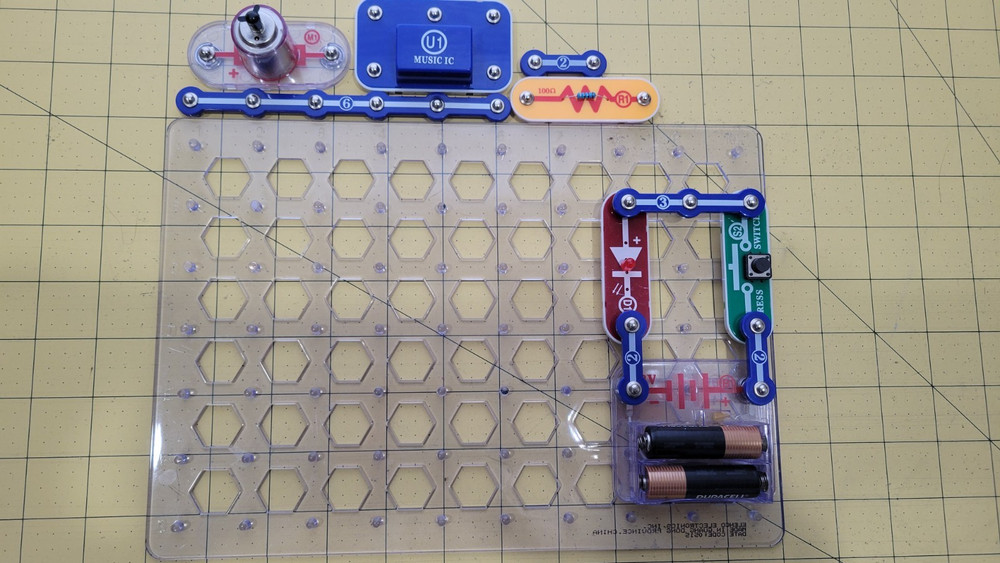 Elenco Electronics Inc current board kit - board with misc accessories