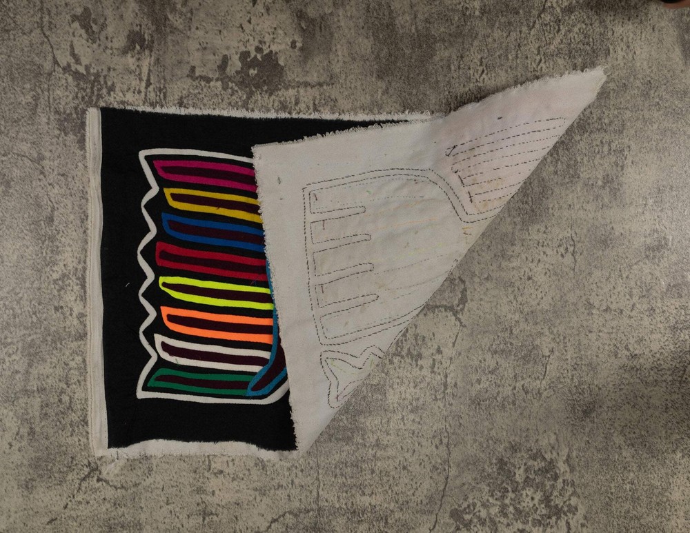 Classic Multi-Color Hotel Maid Mola