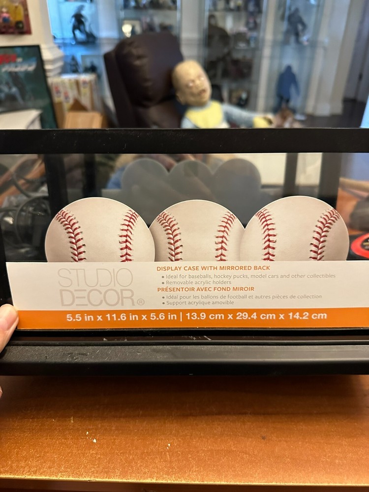 Display Case - 3 Baseball Display Case (Cube) UV Protection Mirror New