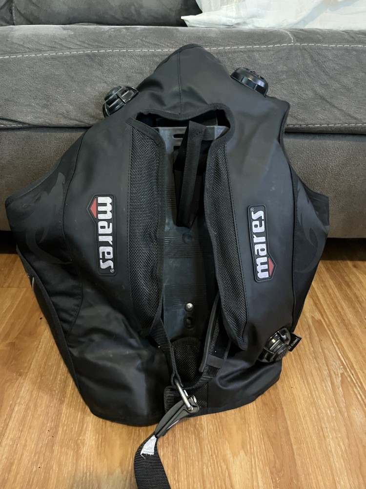 Mares Dragon BCD - Size Small Scuba Diving BCD Free Shipping