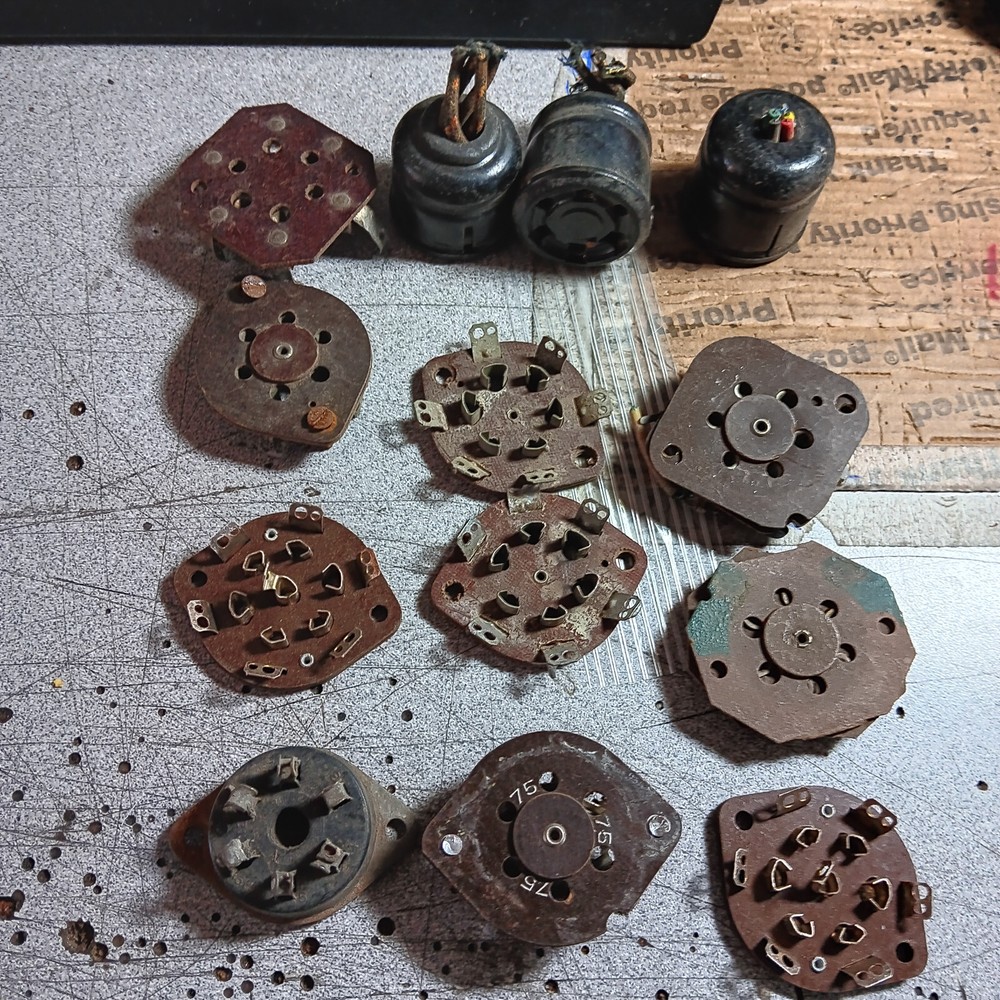 Sockets: 4, 5, 6, 7, PINS Problems? Contact me.