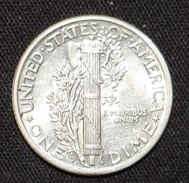 1940 D Mercury Dime AU/UNC (T167)