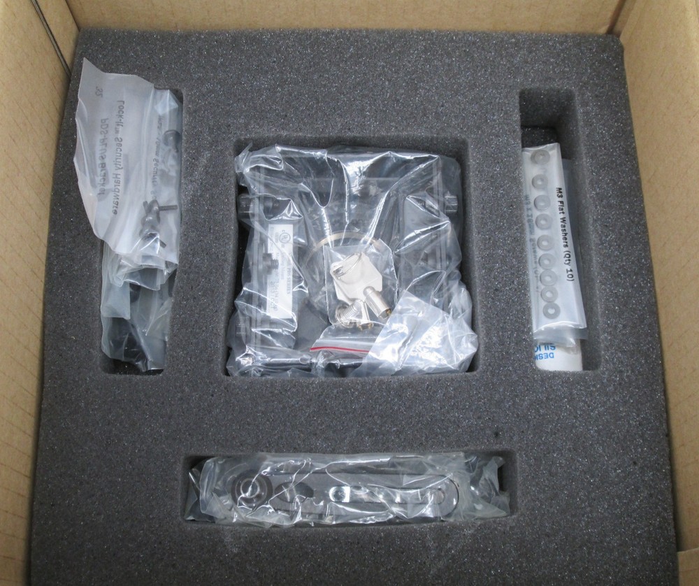 Premier Mounts PDS-PLUS Low-Profile Universal Projector Mount pdsplus