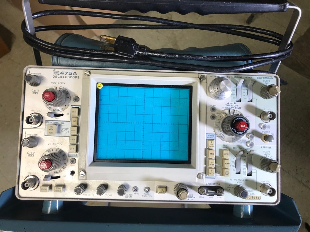 TEKTRONIX. 475A OSCILLOSCOPE WITH OPTIONS SERVICE INSTRUCTION MANUAL With Probes