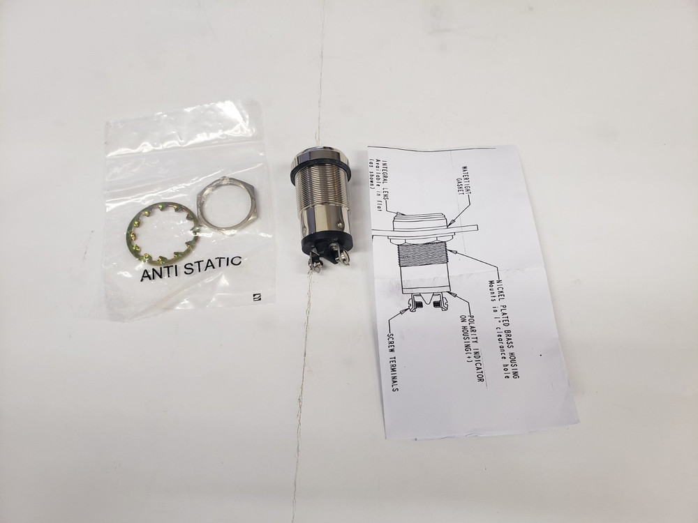 Dialight 556-1004-304F LED Panel Mount Indicator White 24V 32mA Screw Terminal