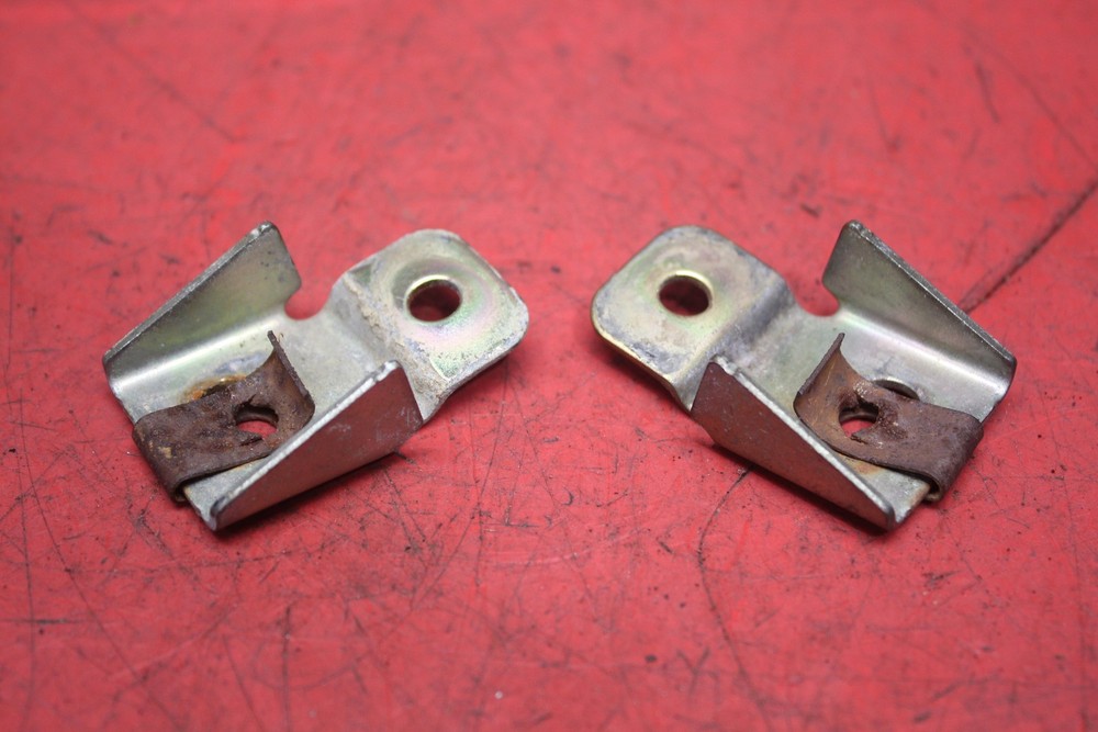 2005 POLARIS TRAIL BLAZER 250 CAB MOUNT BRACKETS LEFT RIGHT PAIR