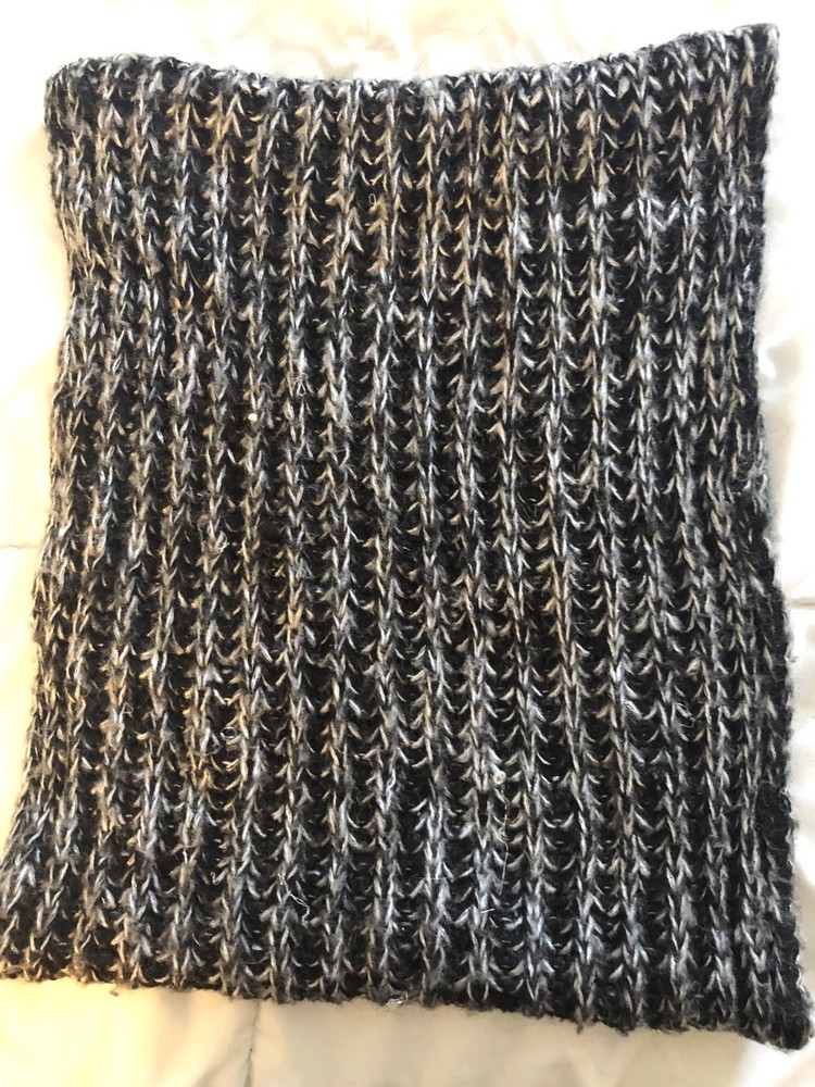 Multicolor Black Gray Shawl Neck Scarf Preowned