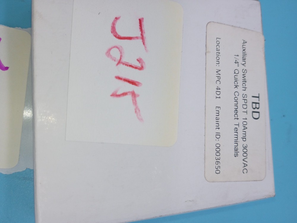 Source 1 Switch, Aux, 1 Spdt w/.250 QC Terminals