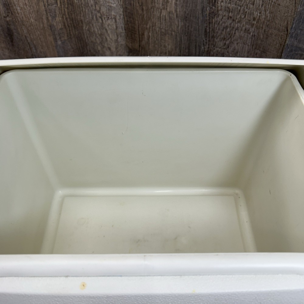 Vintage Rare Blue & White Playmate Cooler By Igloo With Push Button Open