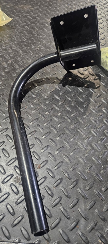 CASE 87271250 BRKT, WELD, MTG 781E