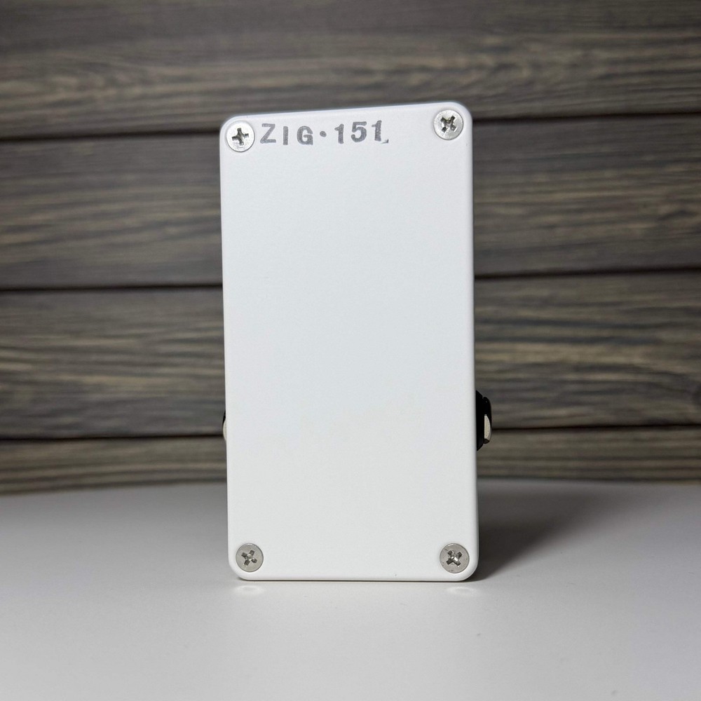 Supercool Pedals ZIG-ZAG Analog Chorus-Vibrato Pedal