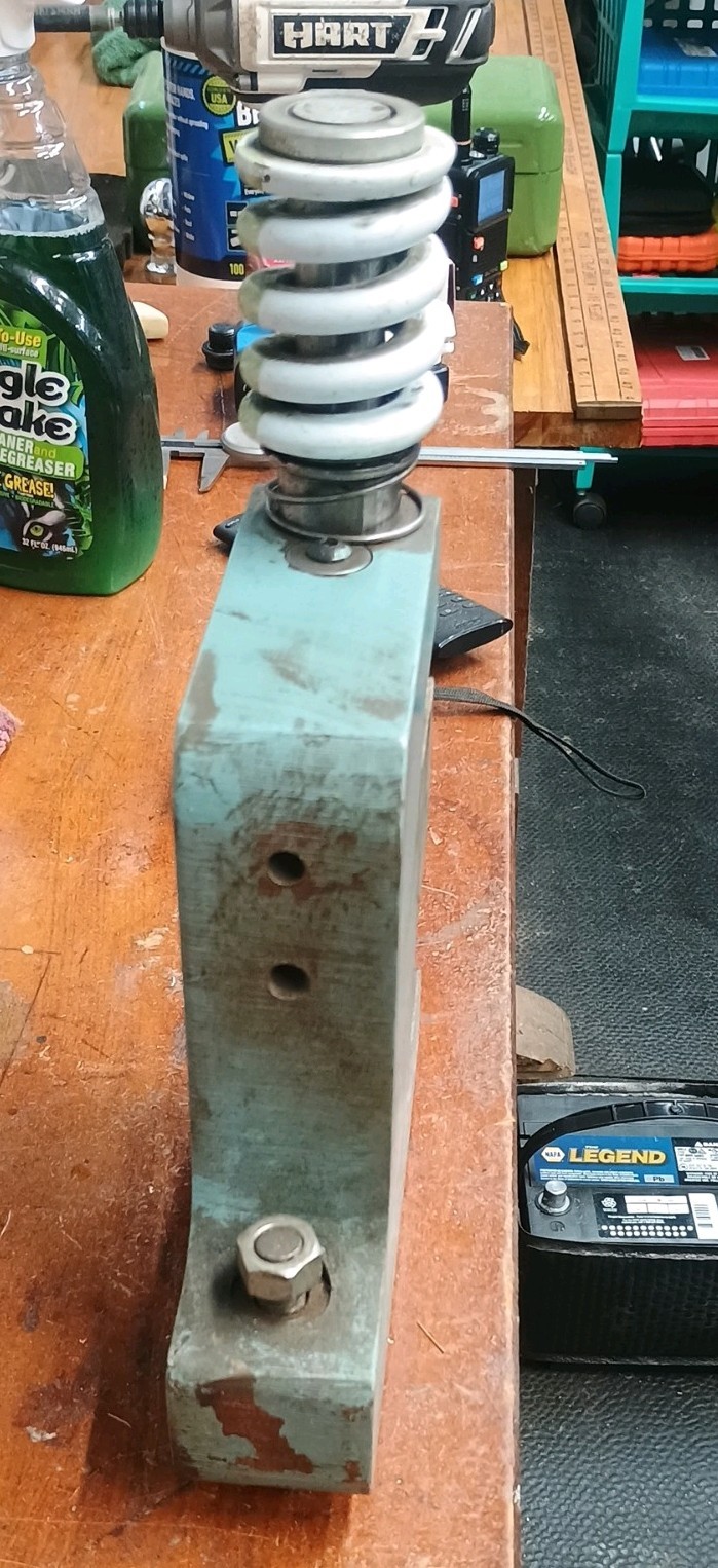 Unipunch style tool. 2 in wide. 12 in high. comes with 670 punch and 730 bottom