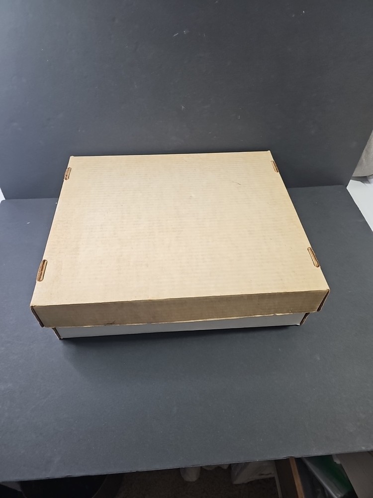 Trading Card Empty Box Used FOR Approx. 3200 Count Distressed Writing Stains