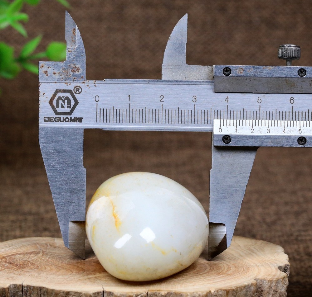 Certified 100% Hetian jade(Nephrite) Raw stone 和田玉聚黄皮籽料原石 80G