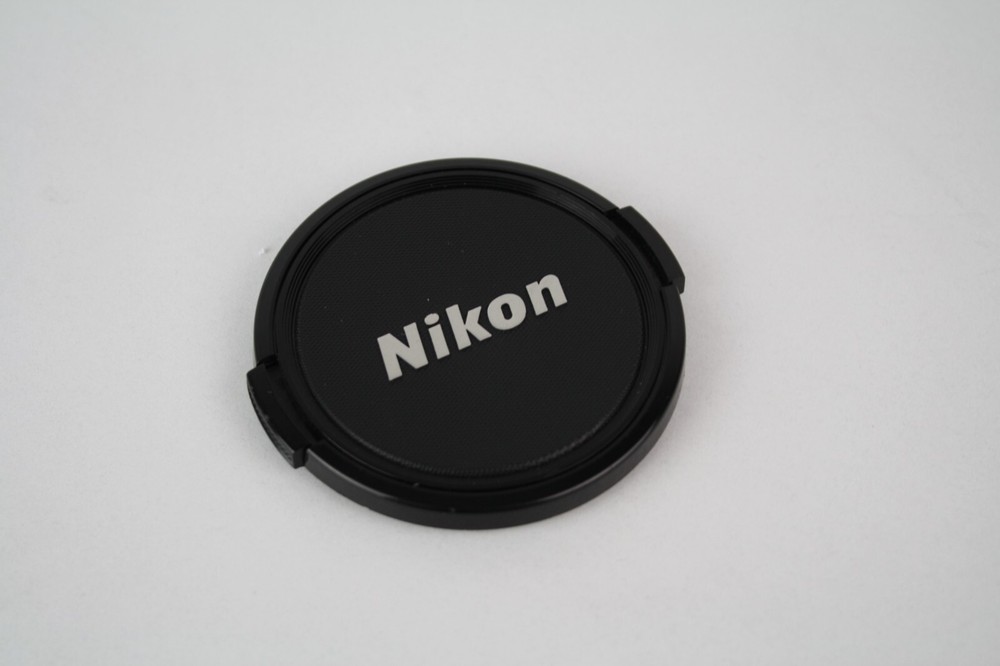 Genuine NIKON 62MM SNAP-ON PLASTIC LENS CAP