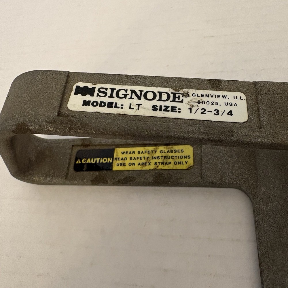 Signode strapping Tool Model LT size 1/2 - 3/4 inch.