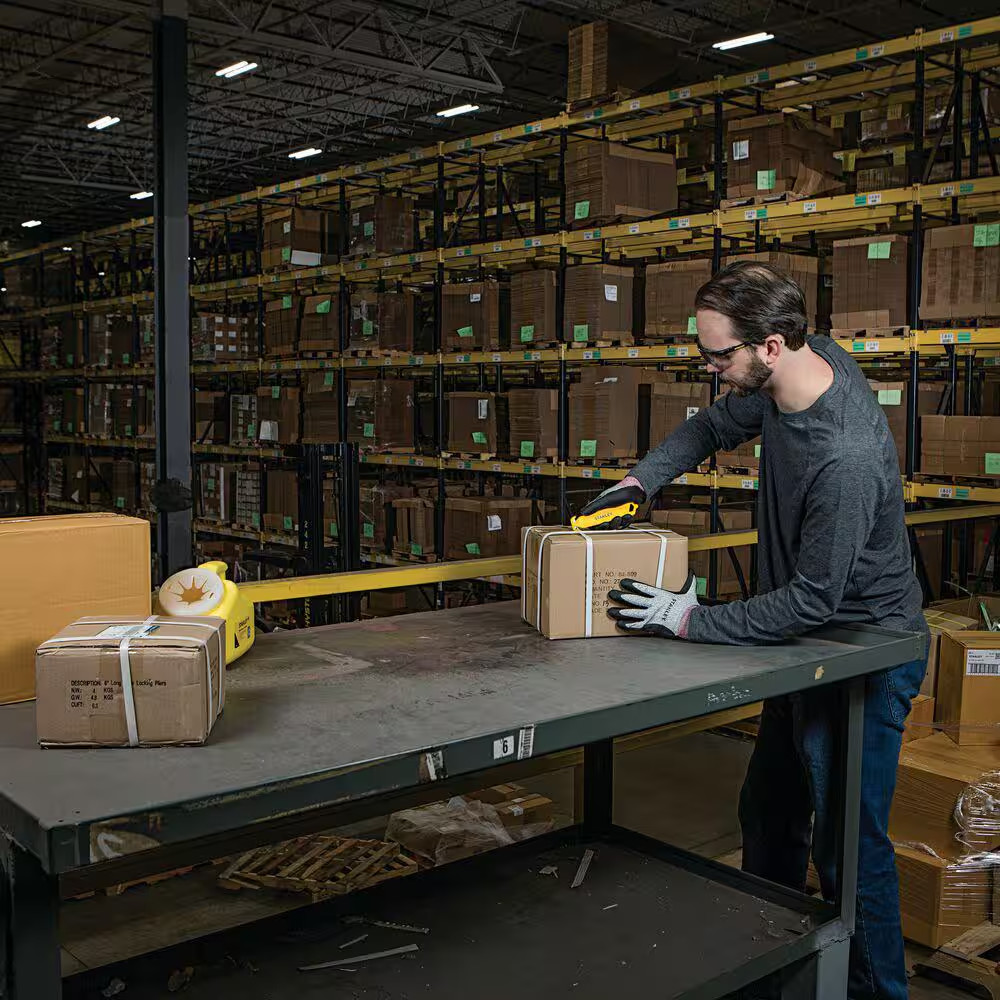 Double-Sided Pull Cutter Utility Knives (100-Pack)