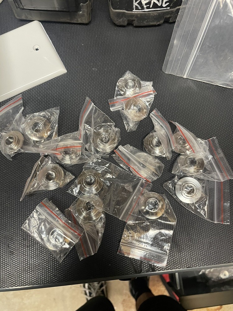 Evo 8/9 Valve Spring Retainers