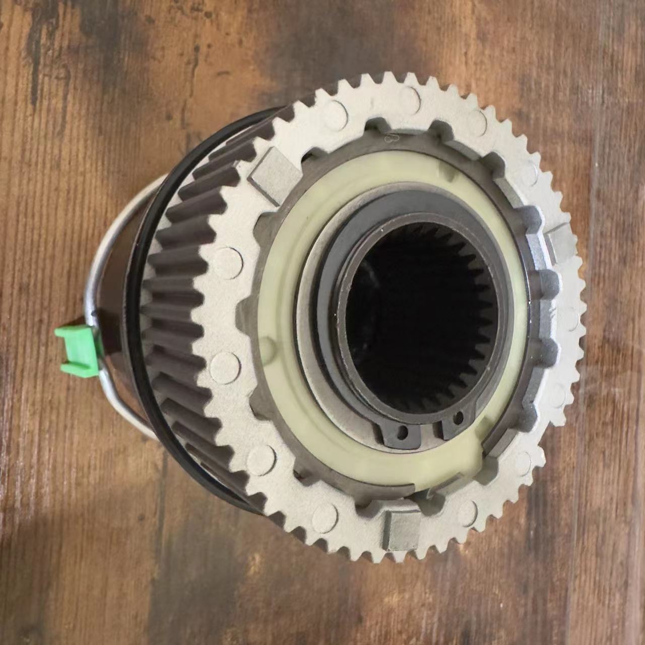 Genuine 2X Automatic Front Locking Hub for OEM Super Duty F250 450 Excursion