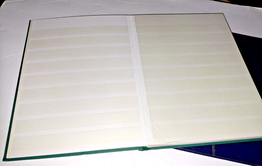 2 LIGHTHOUSE Stamp Collection Stockbook * Very Good Condition*