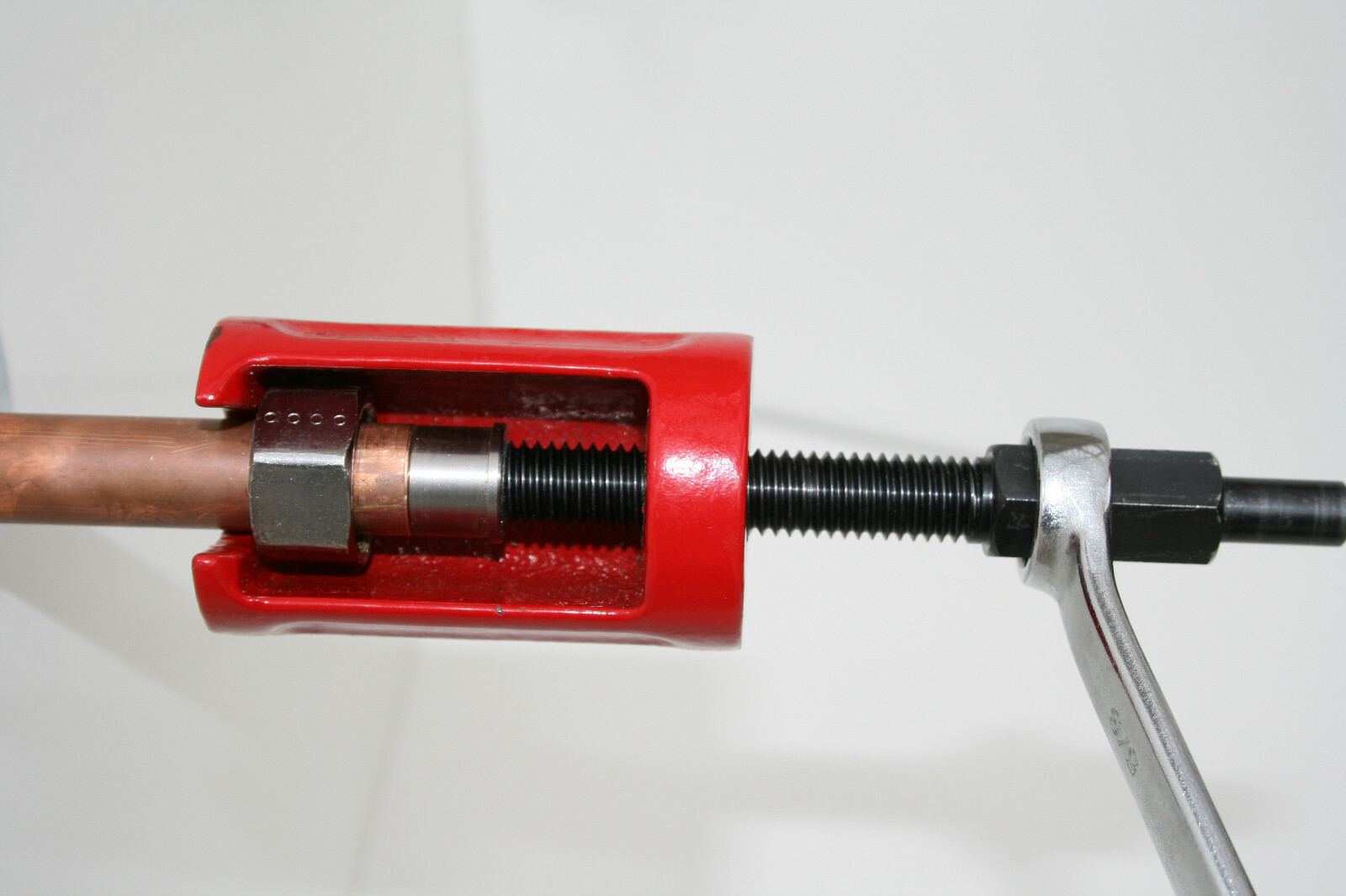 Compression Sleeve Puller -DuckPuller