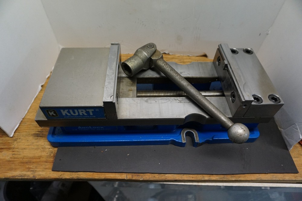6" KURT VISE Model # HD-691