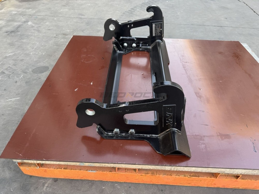 Wheel Loader Adapter, Transfer ISO to Skid Steer Loader