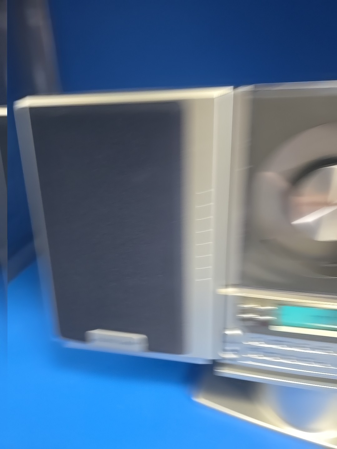 Sharper Image SO226 Vertical CD Player AM/FM Radio Vintage 1990s No Remote Works