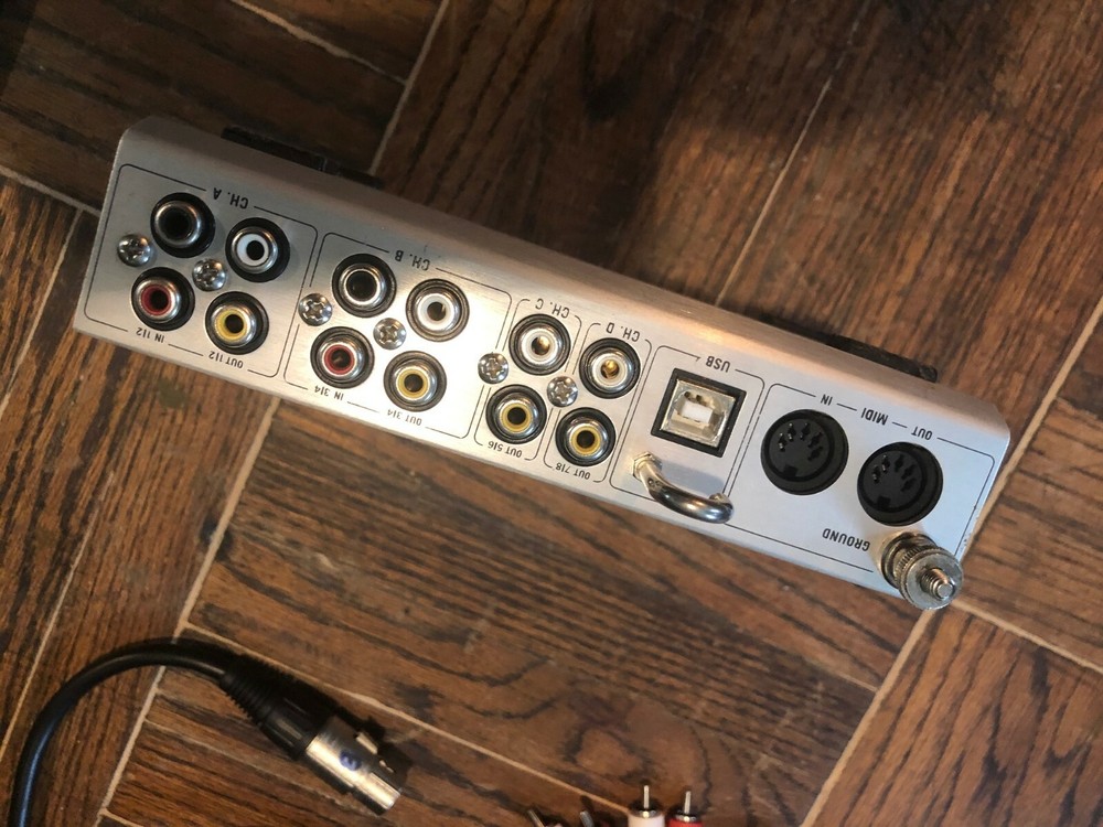 Native Instruments Traktor Scratch