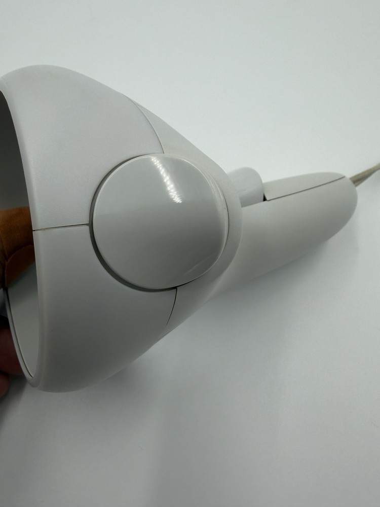 Genuine Oculus Meta Quest 2 Right Controller OEM White Tested Working