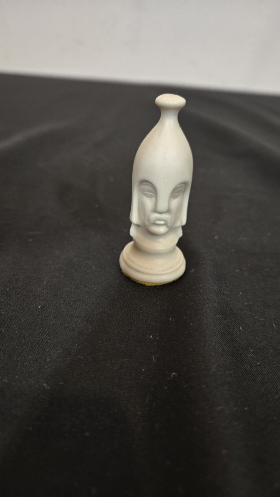 2.5" Mid Century Duncan White Pawn Chess Replacement