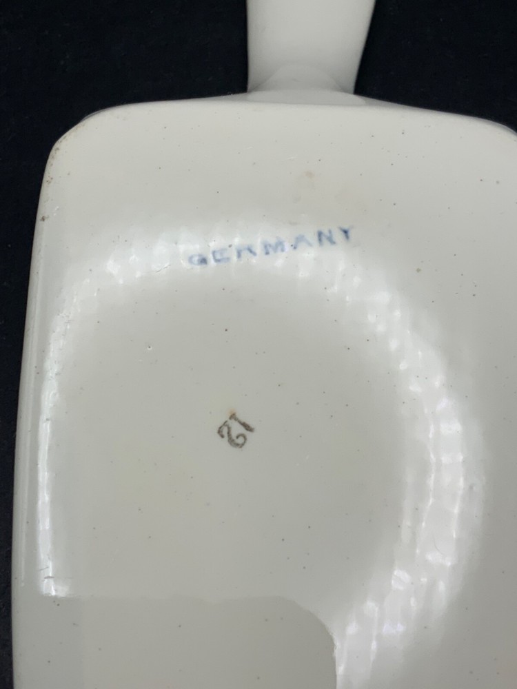VINTAGE CERAMIC CAKE CUTTER/SPATULA/SERVER MADE IN GERMANY