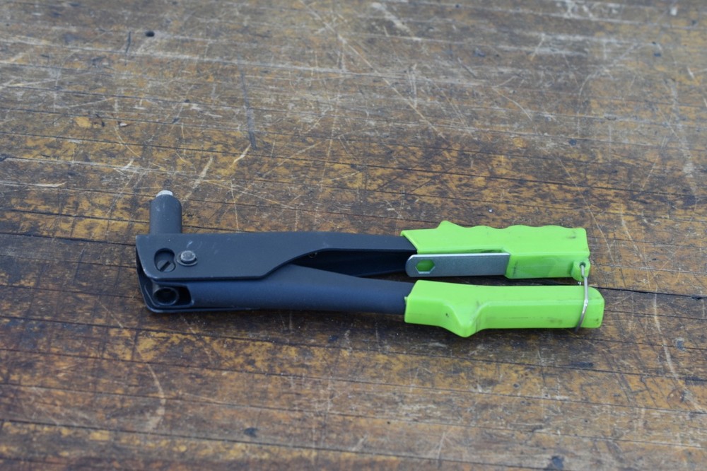 Surebonder rivet tool 8500