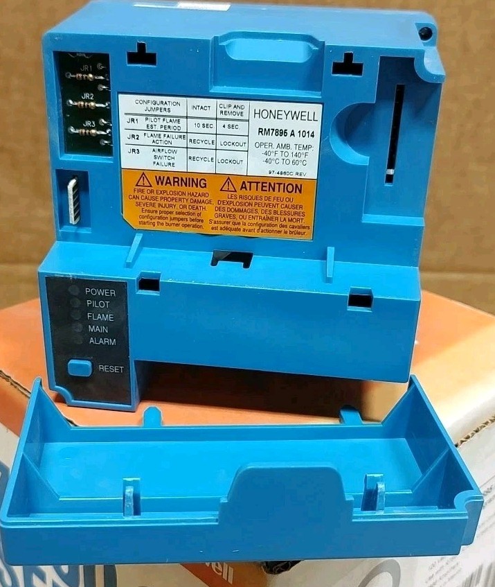 NEW Honeywell RM7895 A 1014 Automatic Programming Control 120VAC BURNER CONTROL