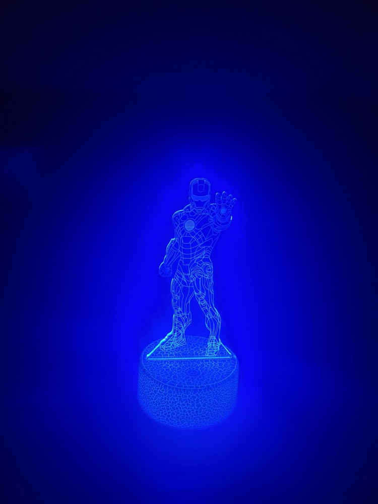3d lamp illusion Iron man Comics