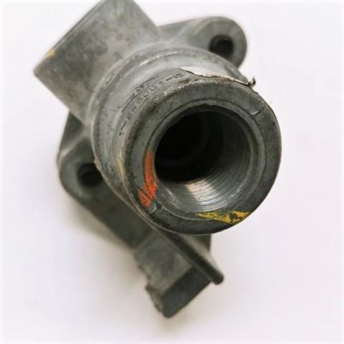 Damaged Bendix Double Check Air Valve - P/N 283321