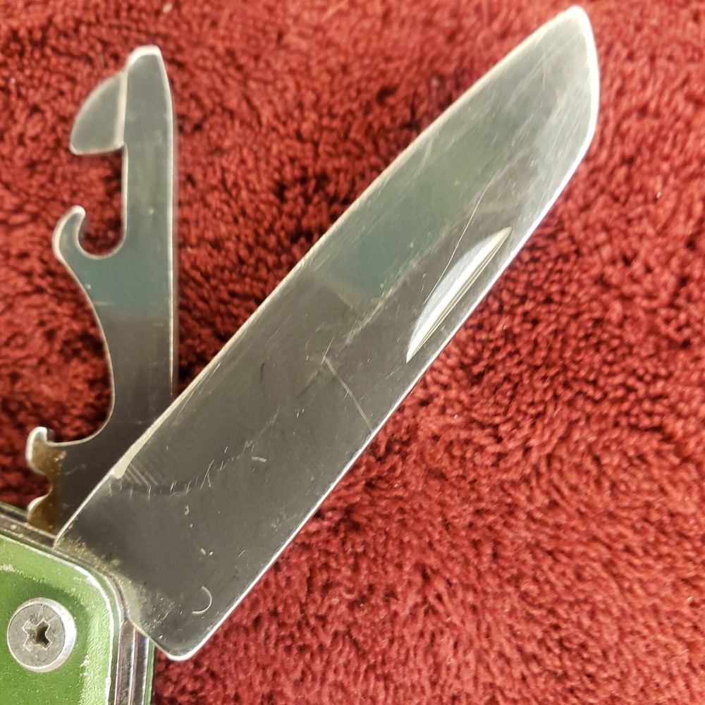 Cabelas Multi Tool Green