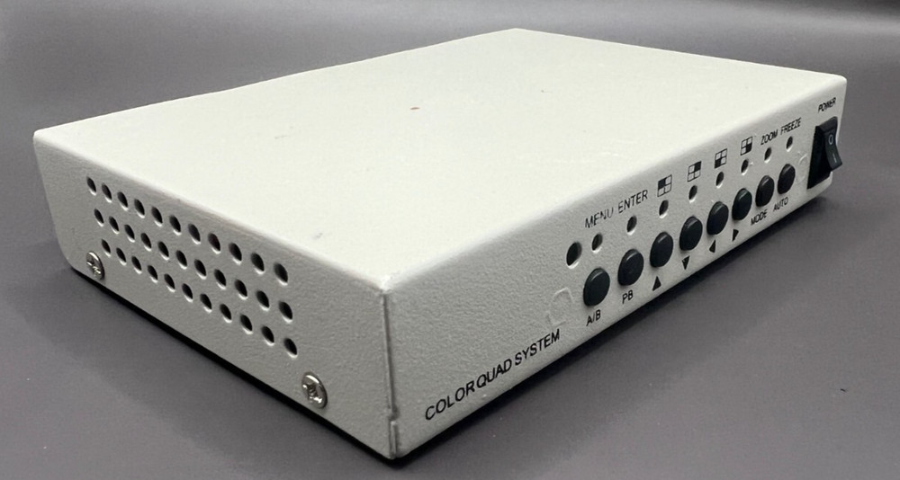 4CH Color QUAD System Video Splitter CCTV DVR Camera Processor w/ Remote Control