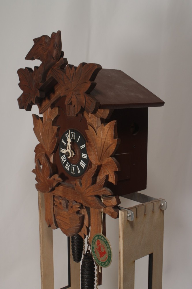 Working Hubert Herr Automaton Feeding Birds Wall Cuckoo Clock.
