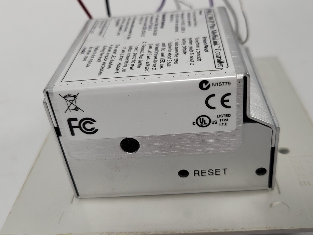 Extron MLC 104 IP Plus MediaLink Controller Ethernet Control Wall Mount