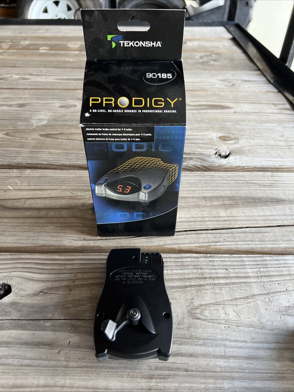 Tekonsha Prodigy 90185 Trailer Brake Controller Brand new Digital self leveling