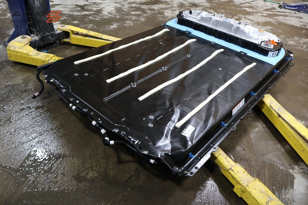 2020 - 2024 TESLA MODEL Y AWD LONG RANGE BATTERY PACK ASSEMBLY OEM