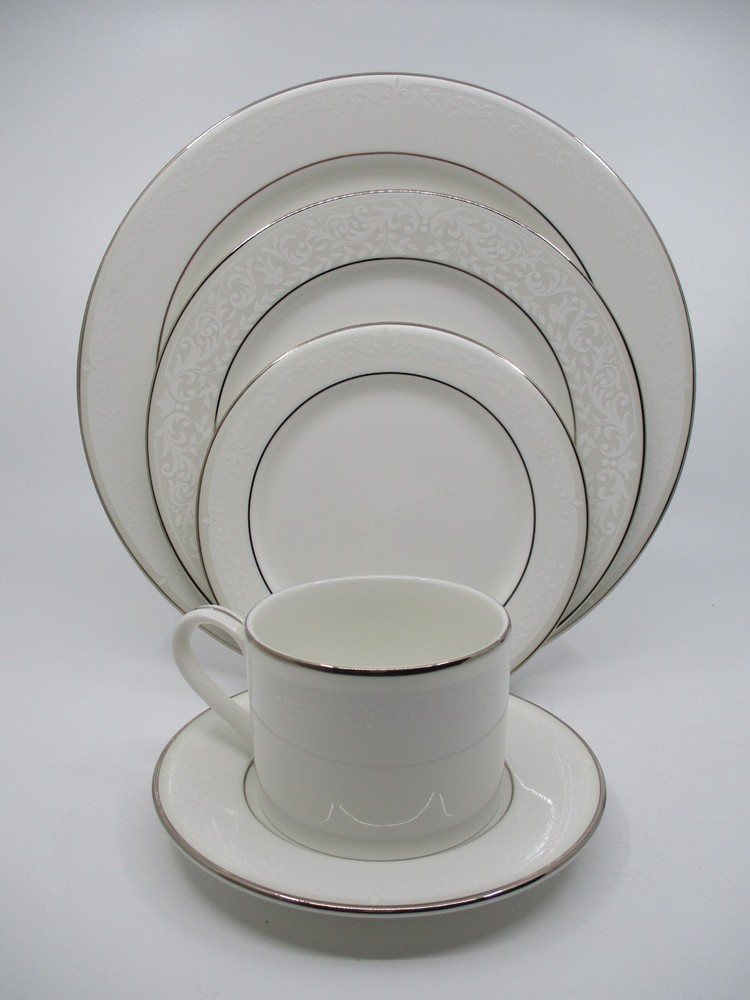 GORHAM COVENTRY- 5 PIECE PLACE SETTING   - 0510D